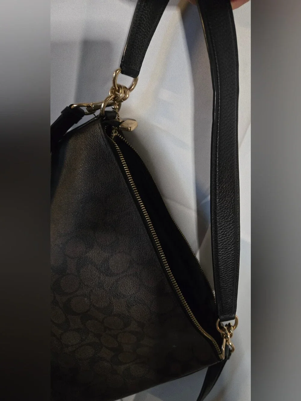 Coach Shoulder Bag W/ Crossbody Strap